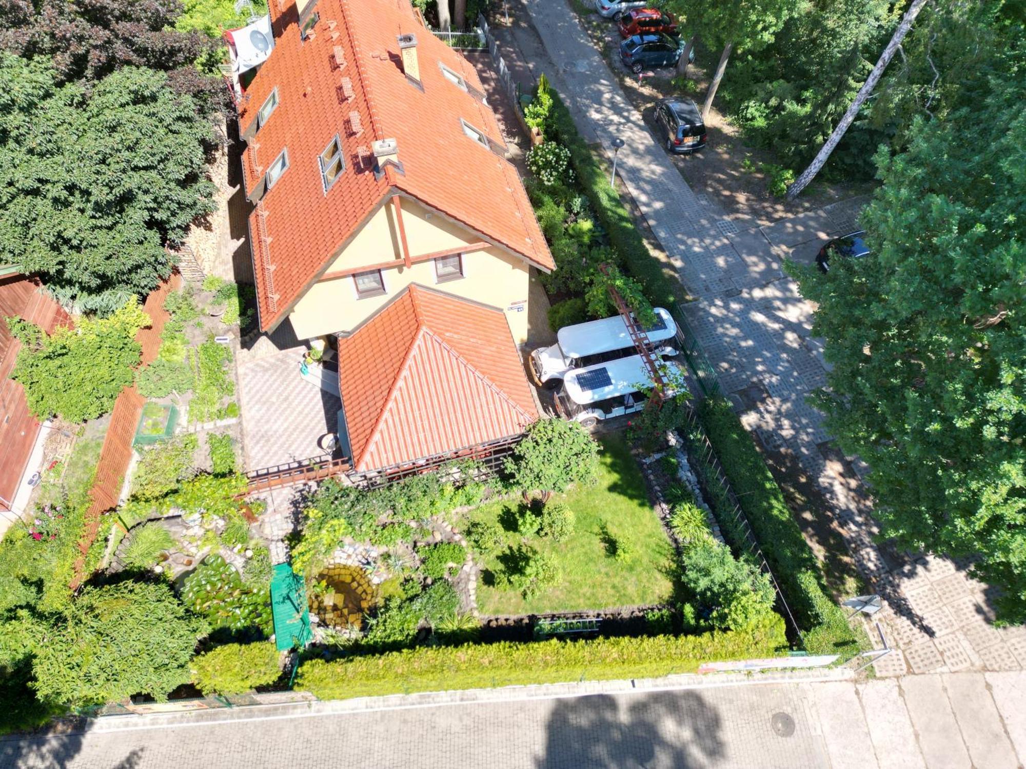 Готель Malgorzatka Криниця-Морська Екстер'єр фото